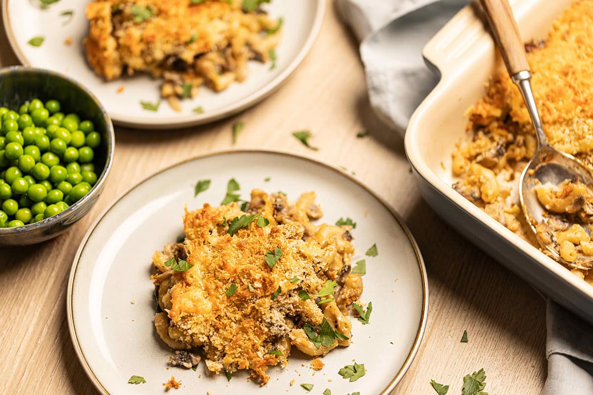 mushroom-pasata-with-garnish-and-peas